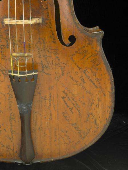 Signatures on the lower treble side of the Rovatti Cello